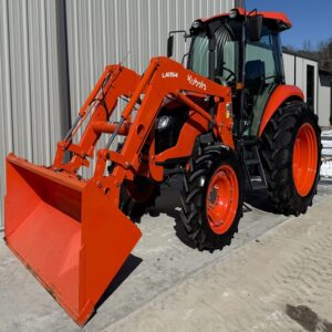 Kubota M7060 Tractor